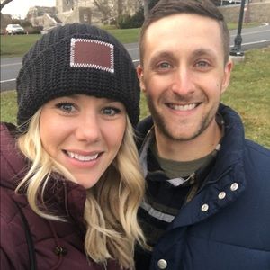 Meet your Posher, Casey